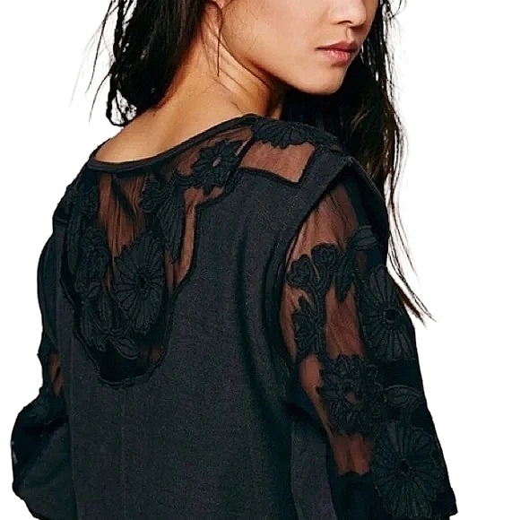 NWOT FREE PEOPLE NEW ROMANTICS TROPICALI TOP - Picture 4 of 8